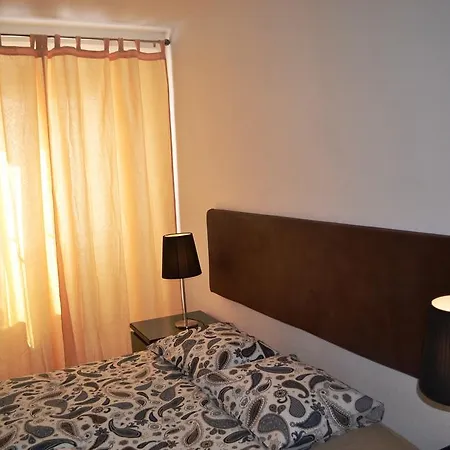 Andar Com Jardim E Estacionamento Paço de Arcos