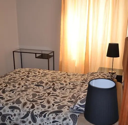 Penzion Andar Com Jardim E Estacionamento 4*