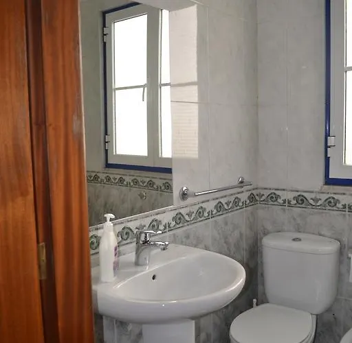 Andar Com Jardim E Estacionamento Affittacamere 4*
